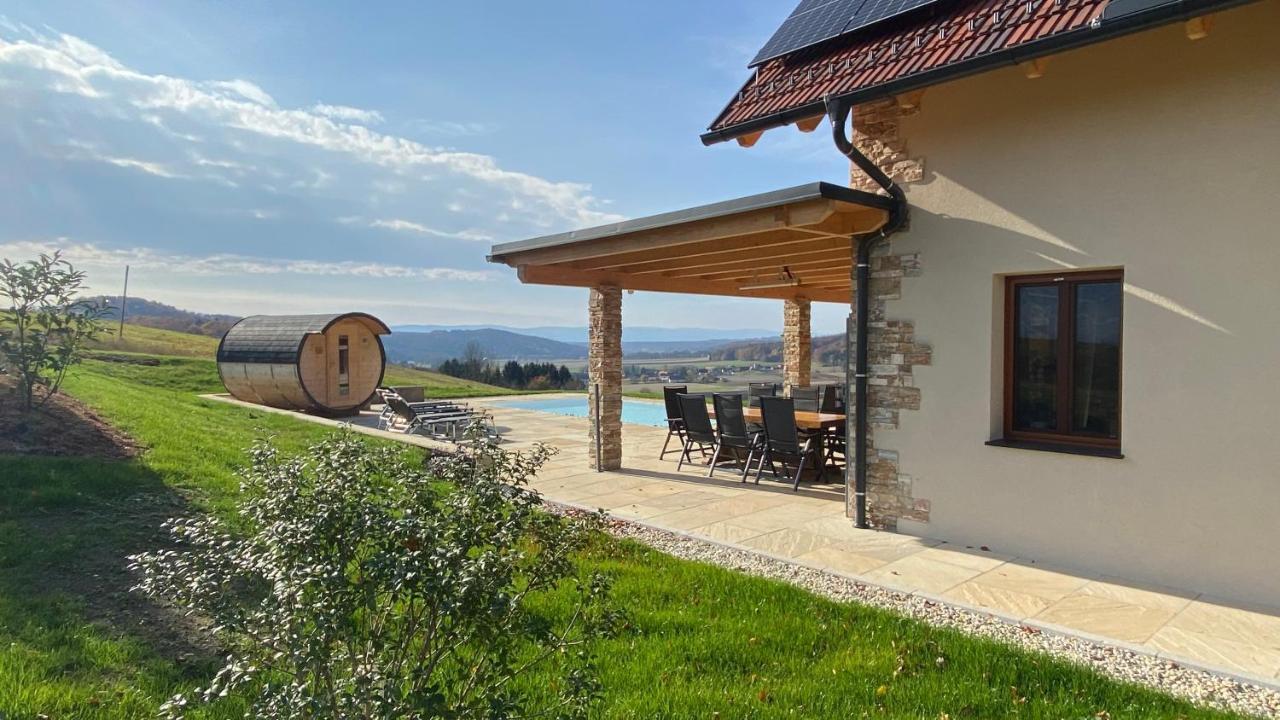 Landvilla Sinelia Premium Dietersdorf am Gnasbach Eksteriør bilde